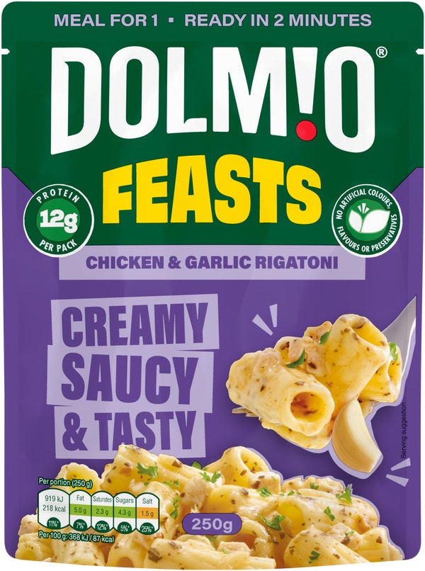 Dolmio Feasts Chicken & Garlic Rigatoni Pasta Ready Meal 250g